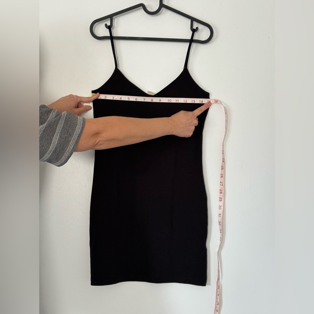 Women’s H&M mini black dress - Picture 9 of 9